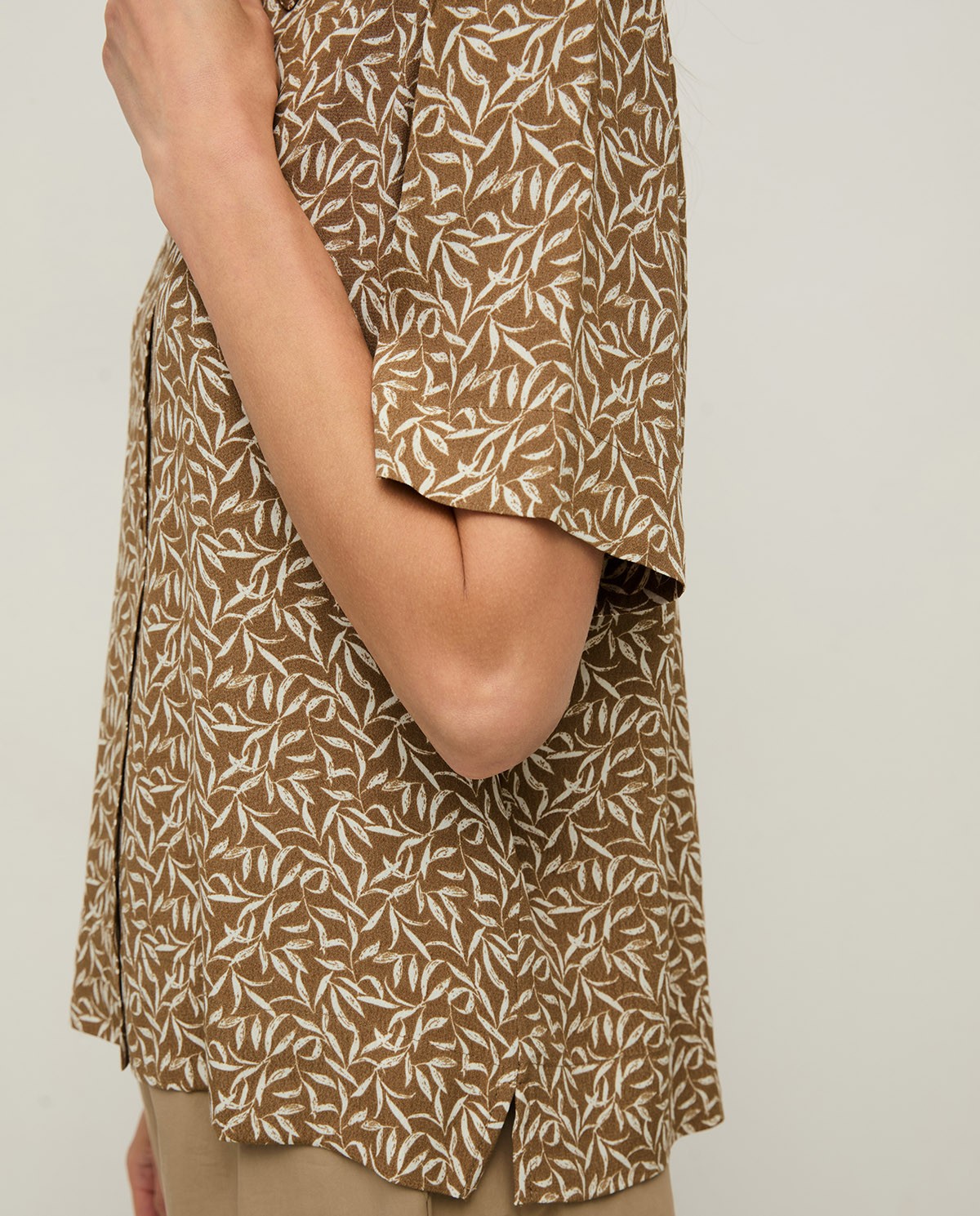 Short-sleeve crepe shirt |Yerse 2