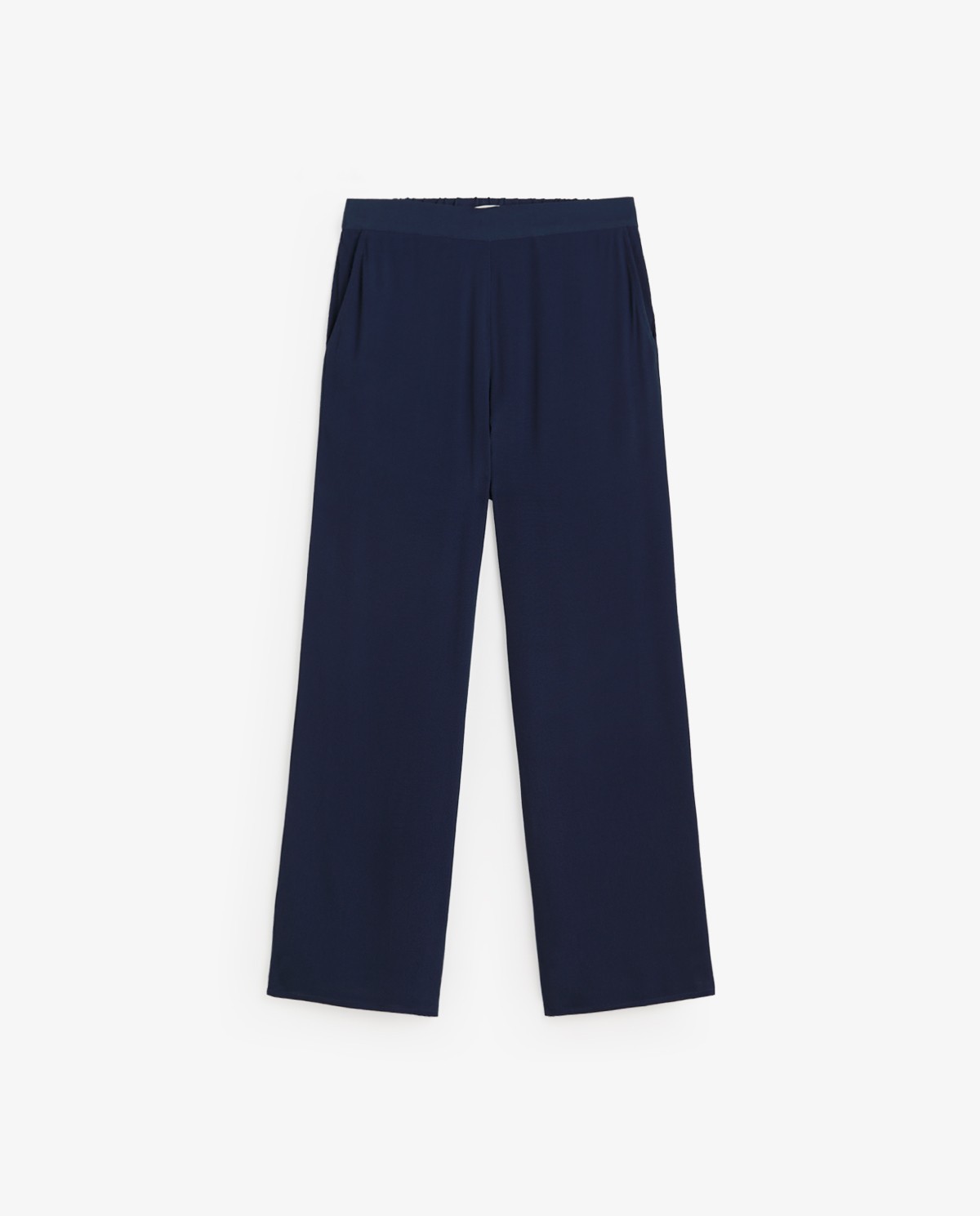 Pantalón fluido ancho en color azul oscuro, vista frontal con detalle del tejido 6