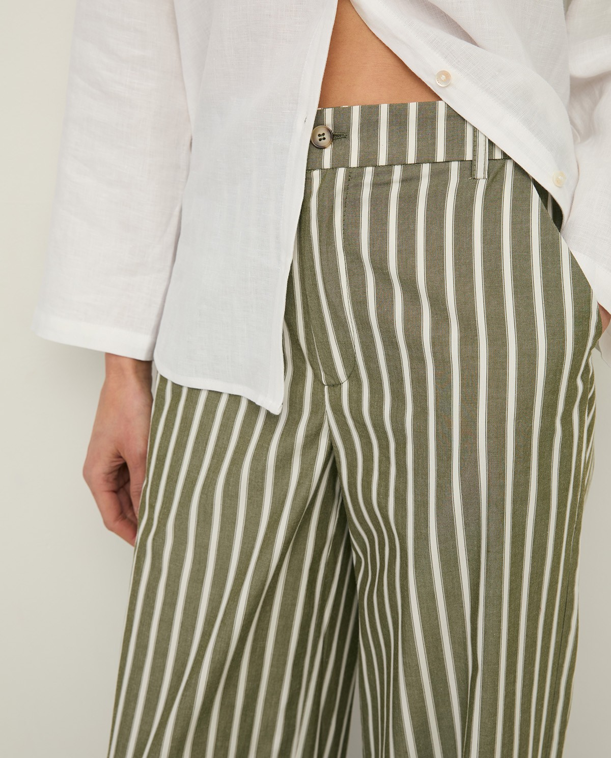 Wide-leg poplin trousers|Yerse 3