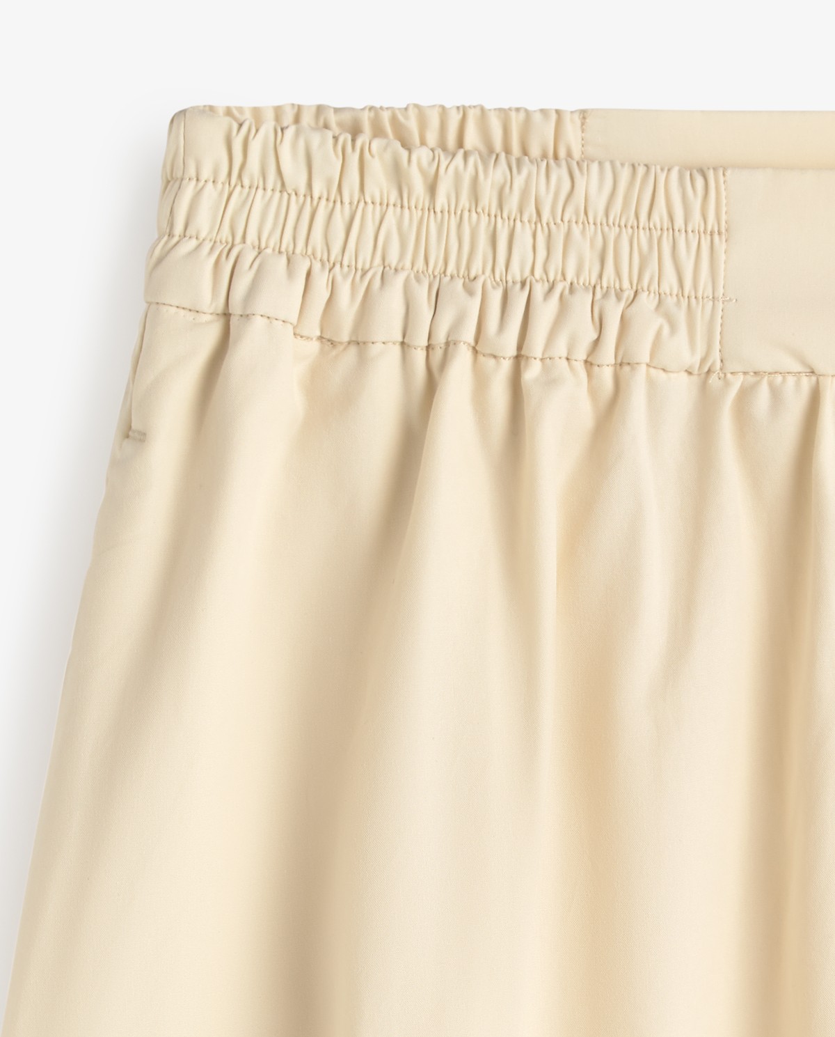 Falda larga popelín de algodón en color crudo, vista frontal con detalle del tejido 5