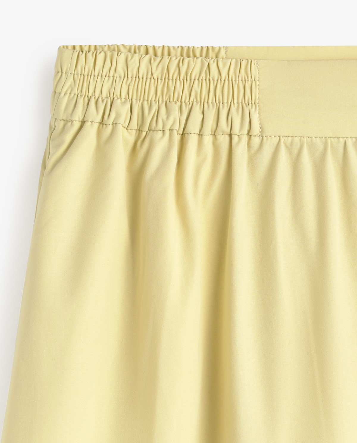 Falda larga popelín de algodón en color amarillo, vista frontal con detalle del tejido 8