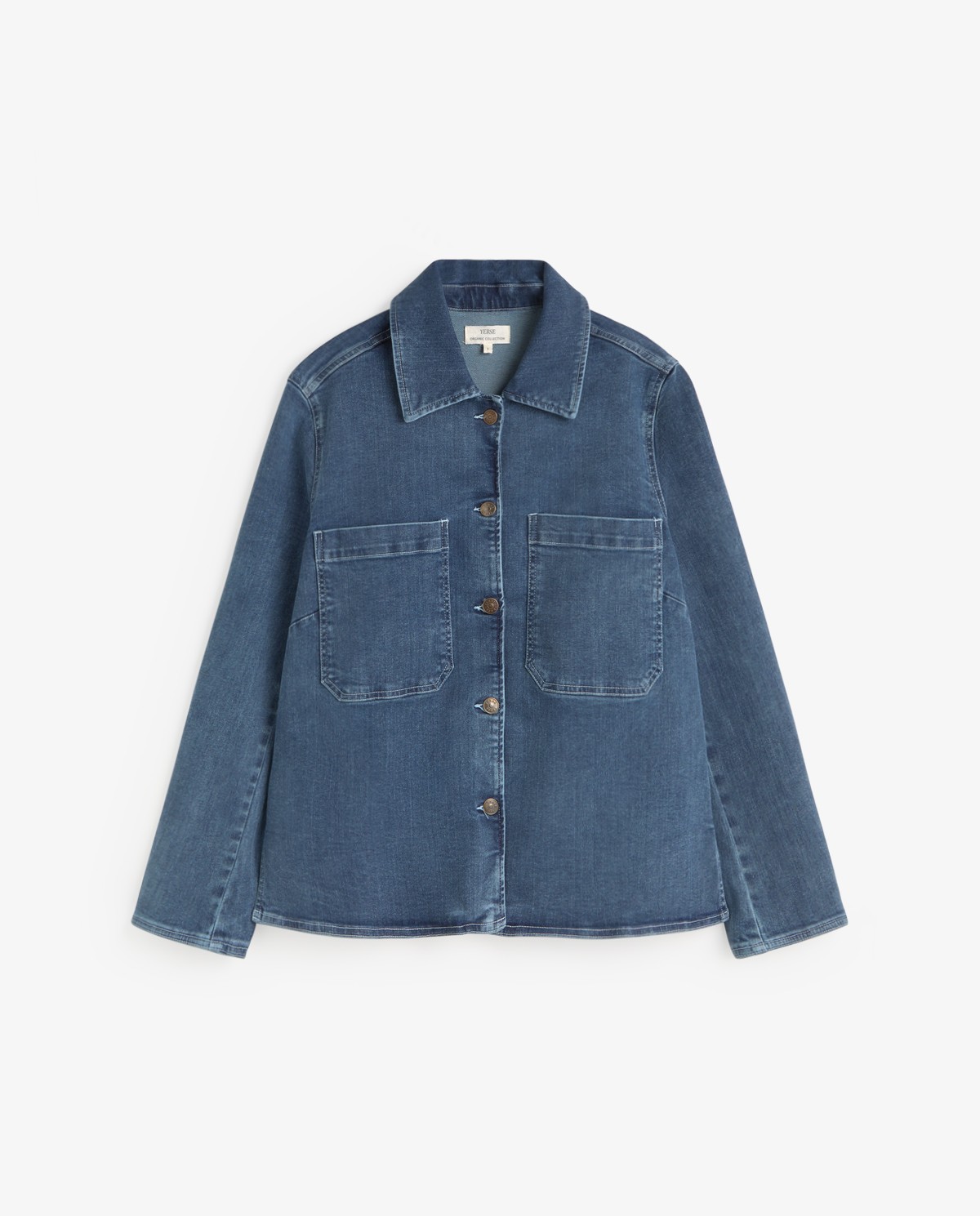 Cazadora denim algodón orgánico en color azul índigo, vista frontal con detalle del tejido 9