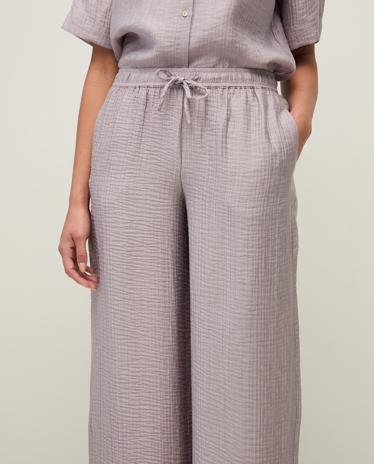 Flowy wrinkle-effect wide-leg trousers|Yerse 2