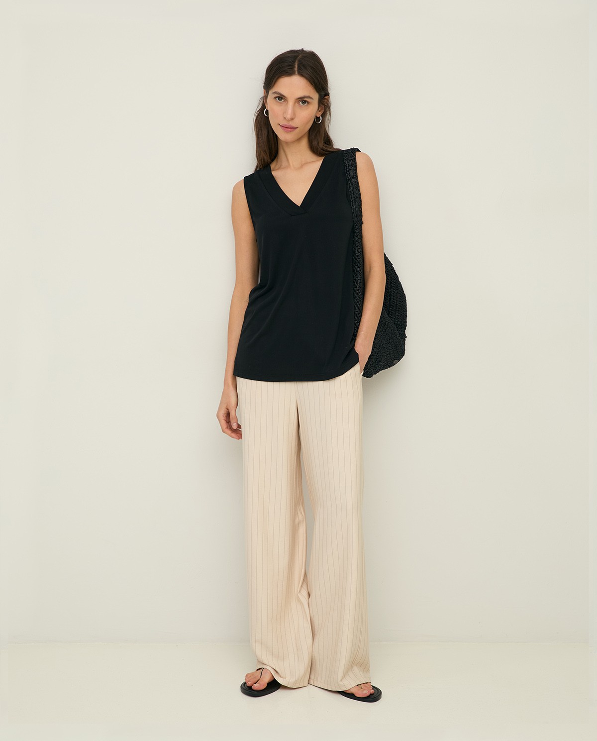 Wide-leg pinstripe trousers|Yerse 1