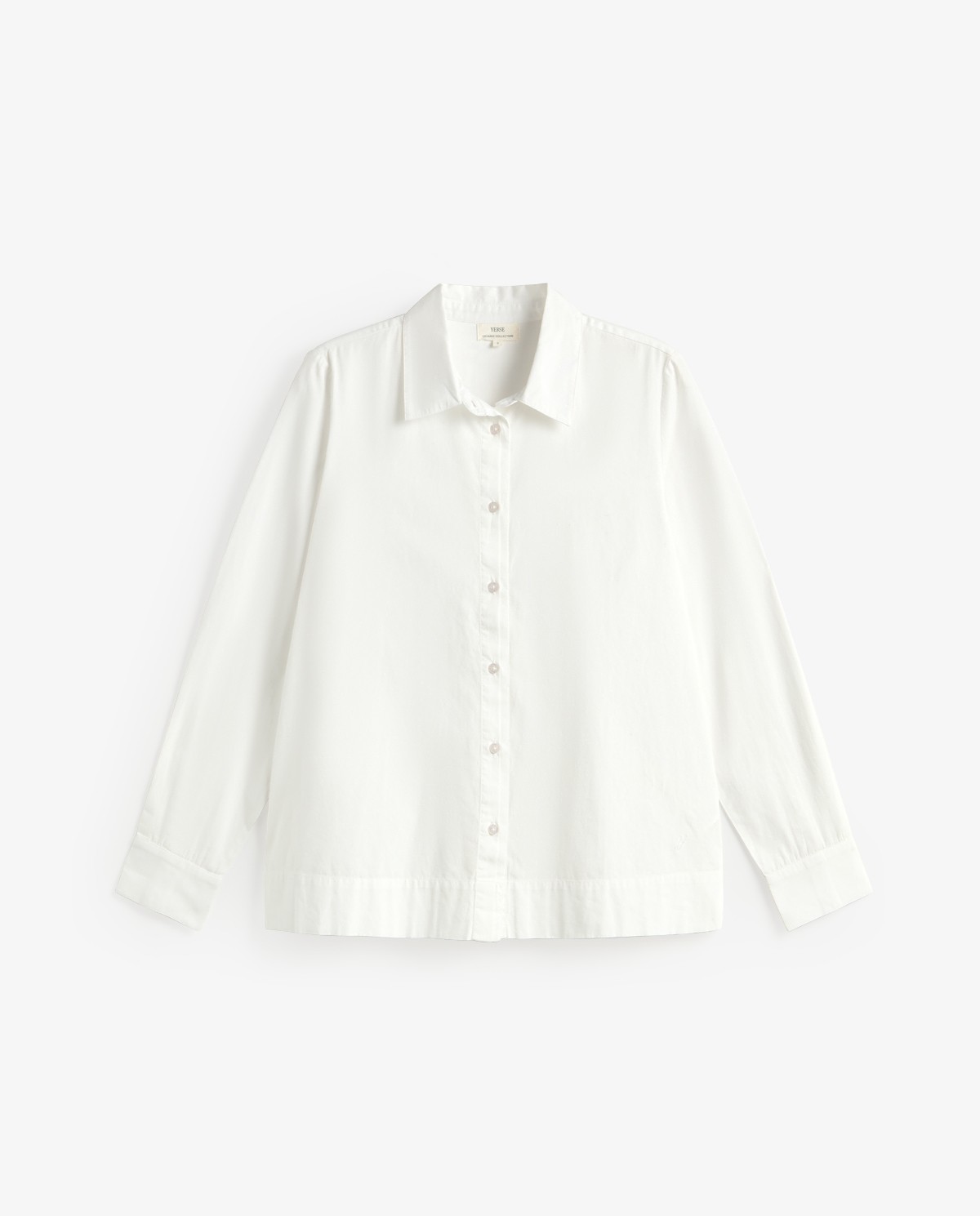 Camisa regular fit algodón orgánico en color blanco, vista frontal con detalle del tejido 10