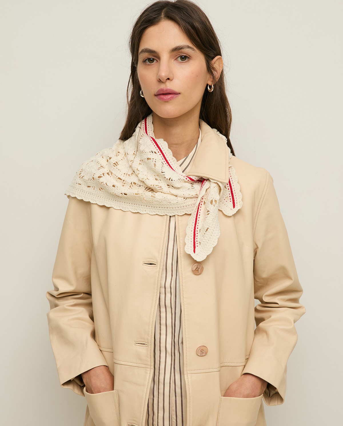 Xal de ganxet viu a contrast|Yerse 1