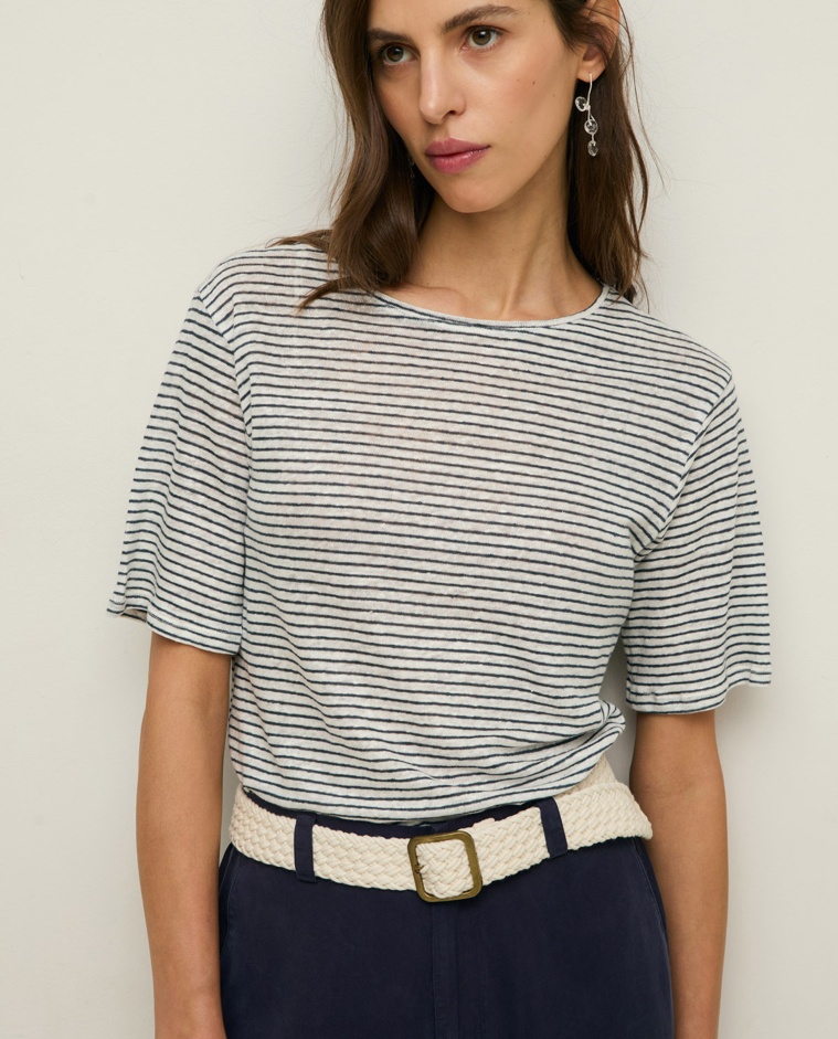 Cinturón trenzado de algodón en color beige, vista frontal con detalle del tejido