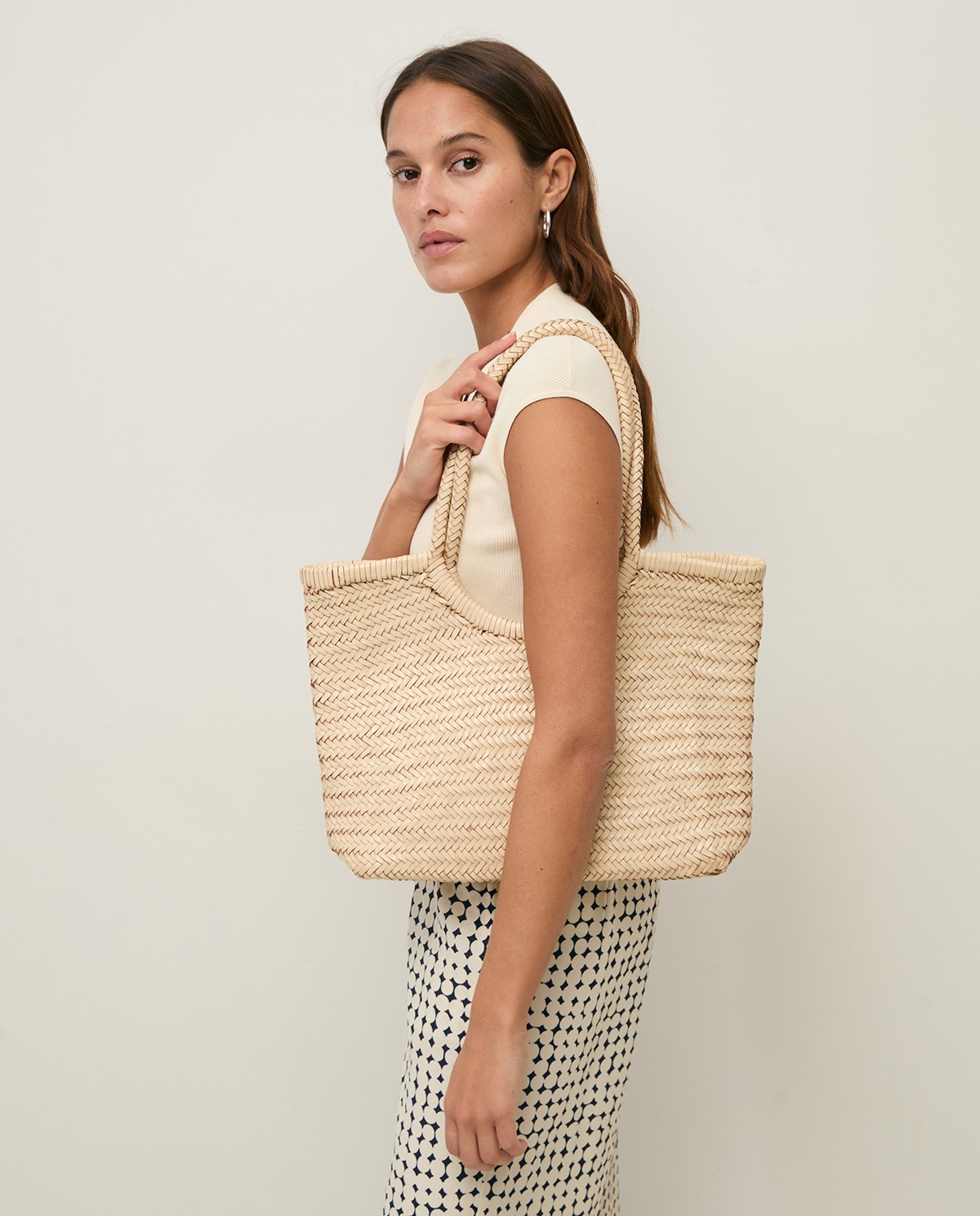 Woven-leather beach bag with cotton lining|Yerse 1