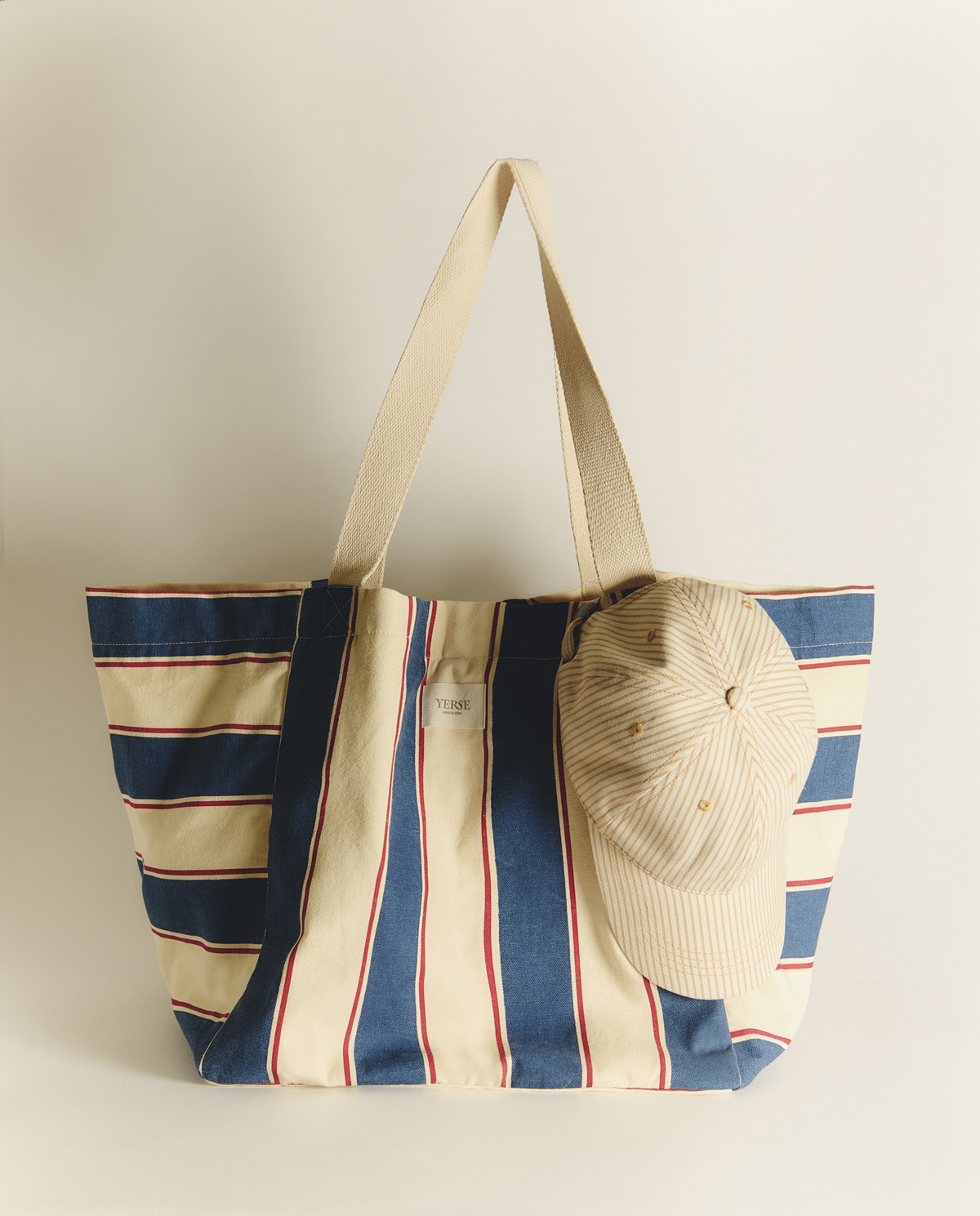 Bolso shopper de cotó amb estampat de ratlles blau marí i cru