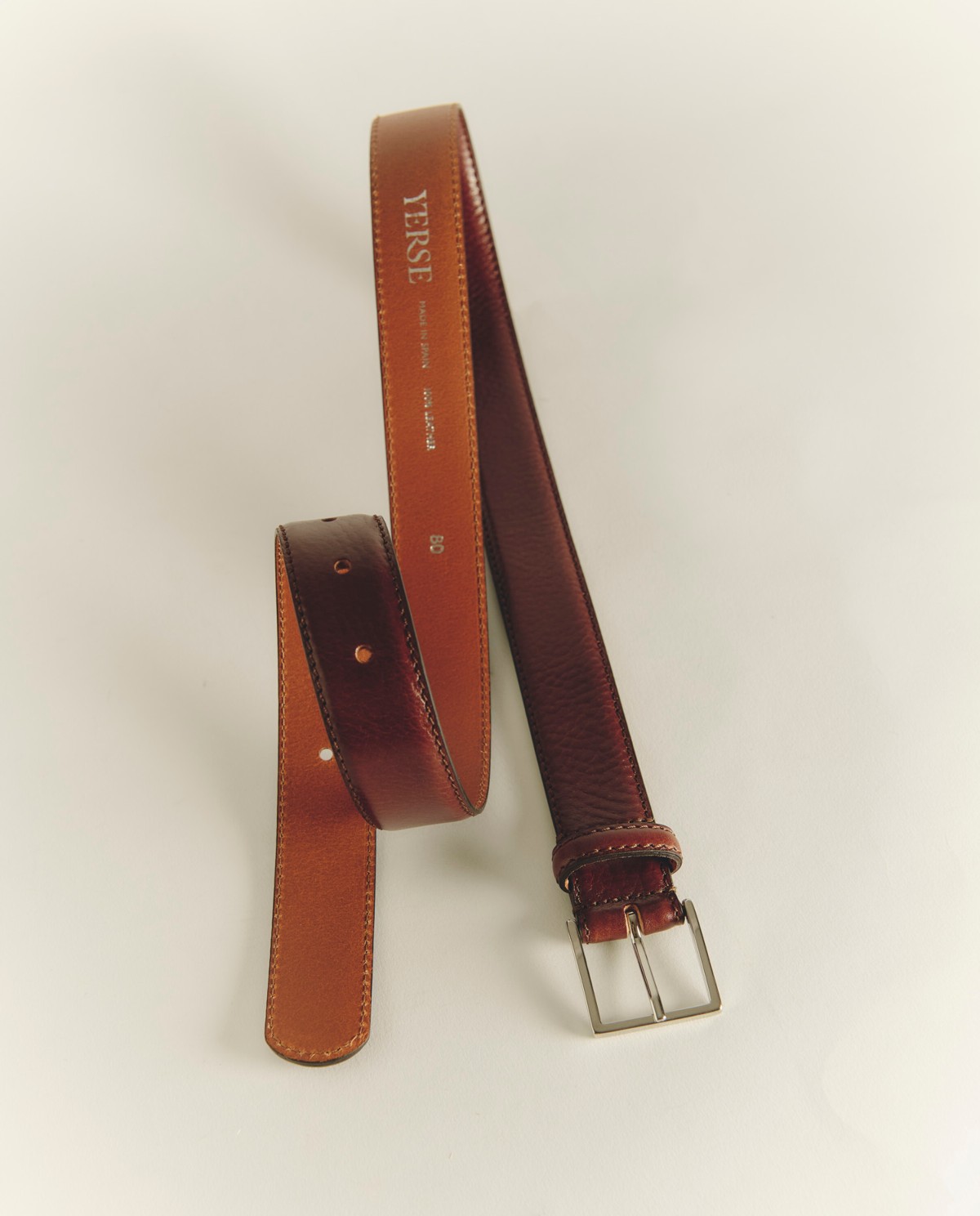 Ceinture en cuir à boucle carrée| Yerse