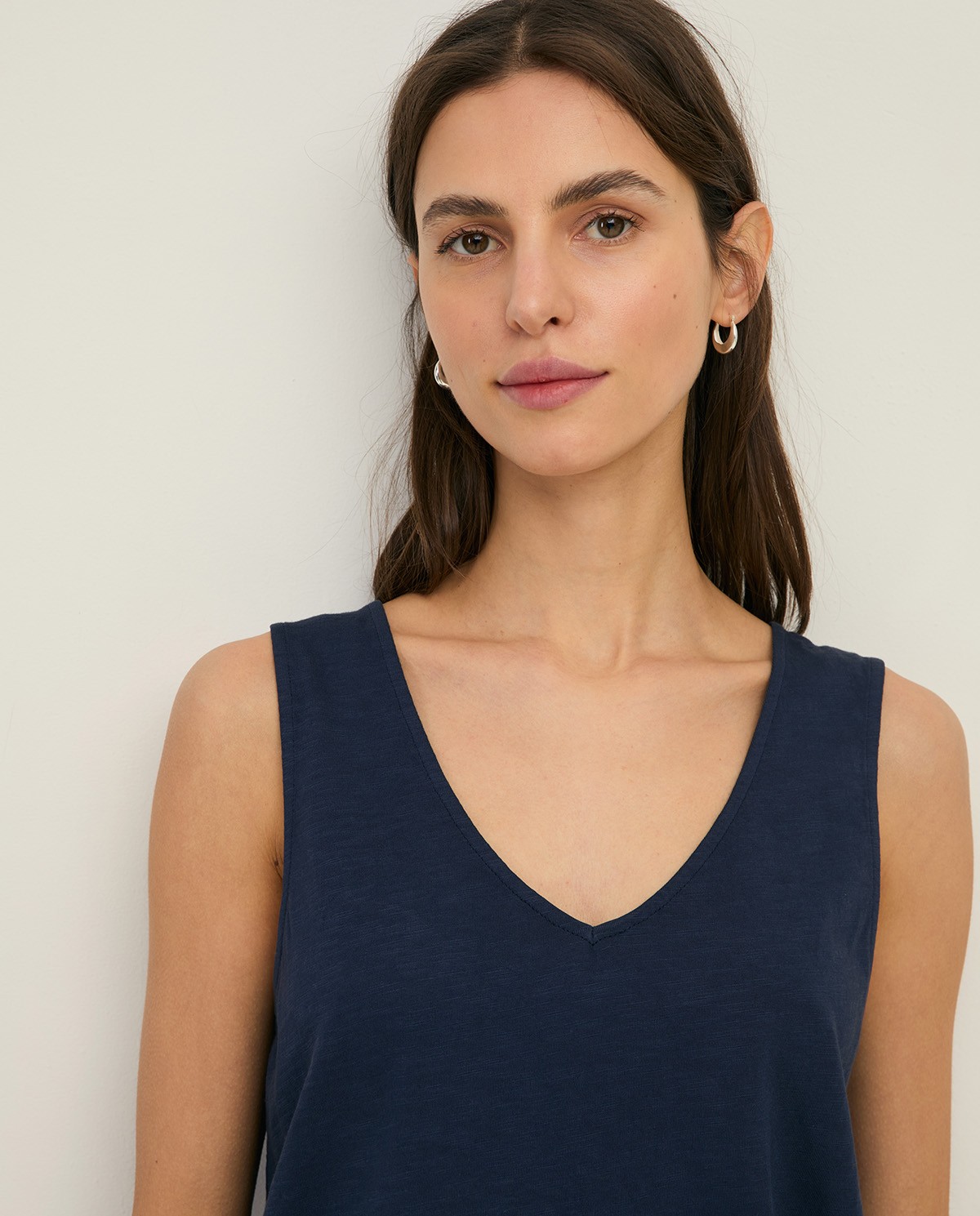 Slub-cotton V-neck top|Yerse 1