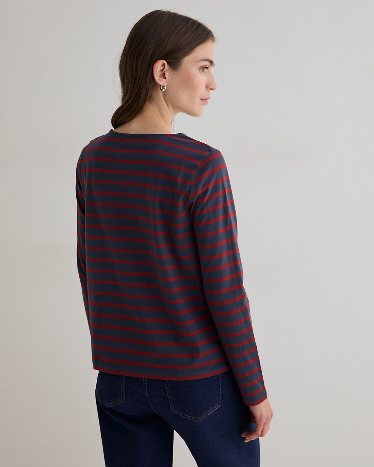 Camiseta rayas algodón orgánico en color azul y rojo 2