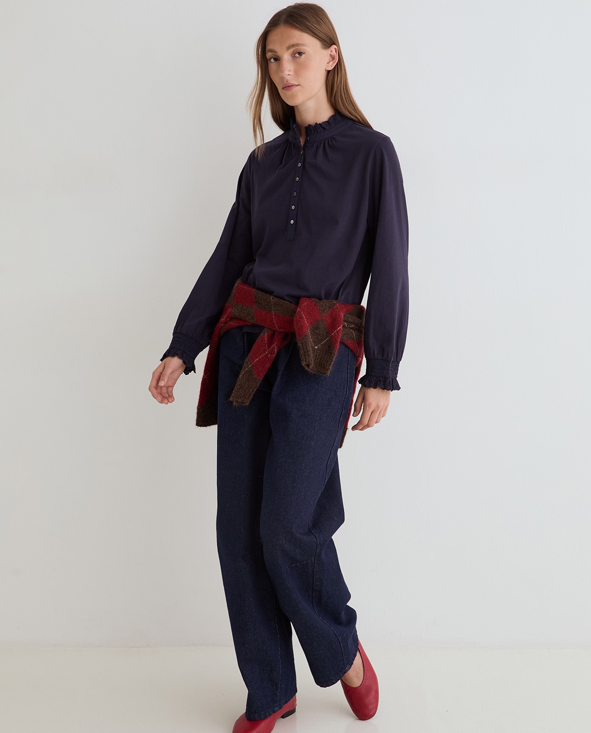 Camisa romántica azul oscuro para mujer 4