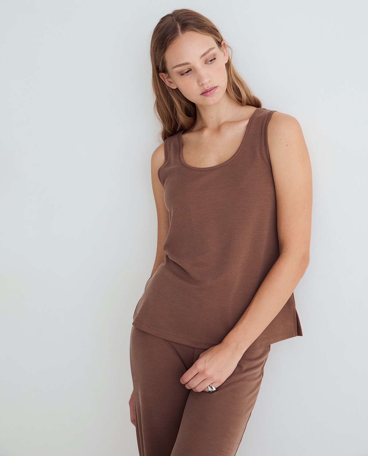 Top fluido en color camel