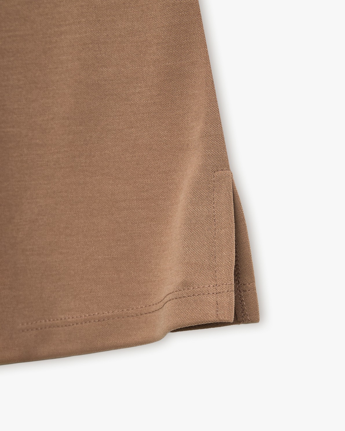 Top fluido en color camel 1