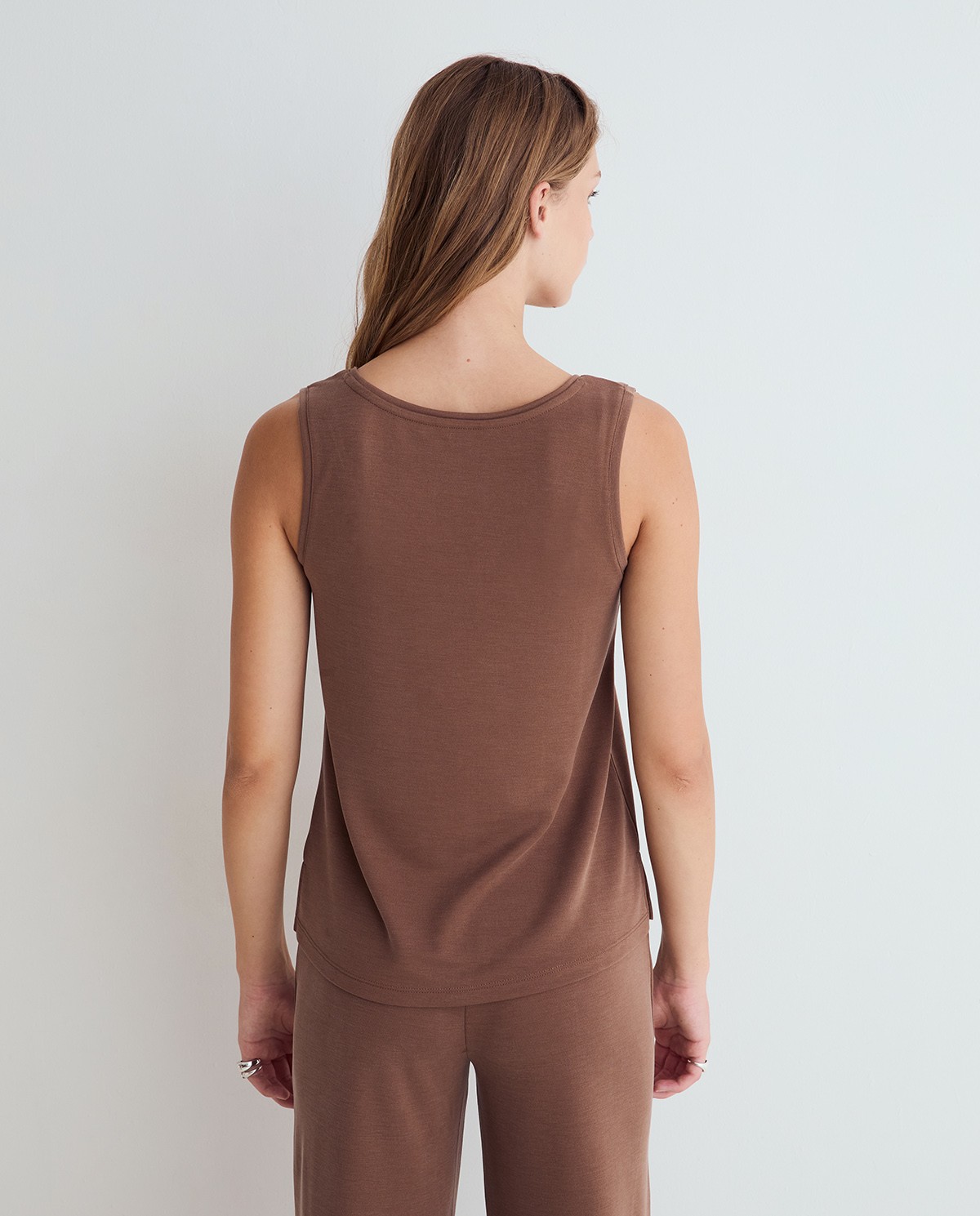 Top fluido en color camel 3
