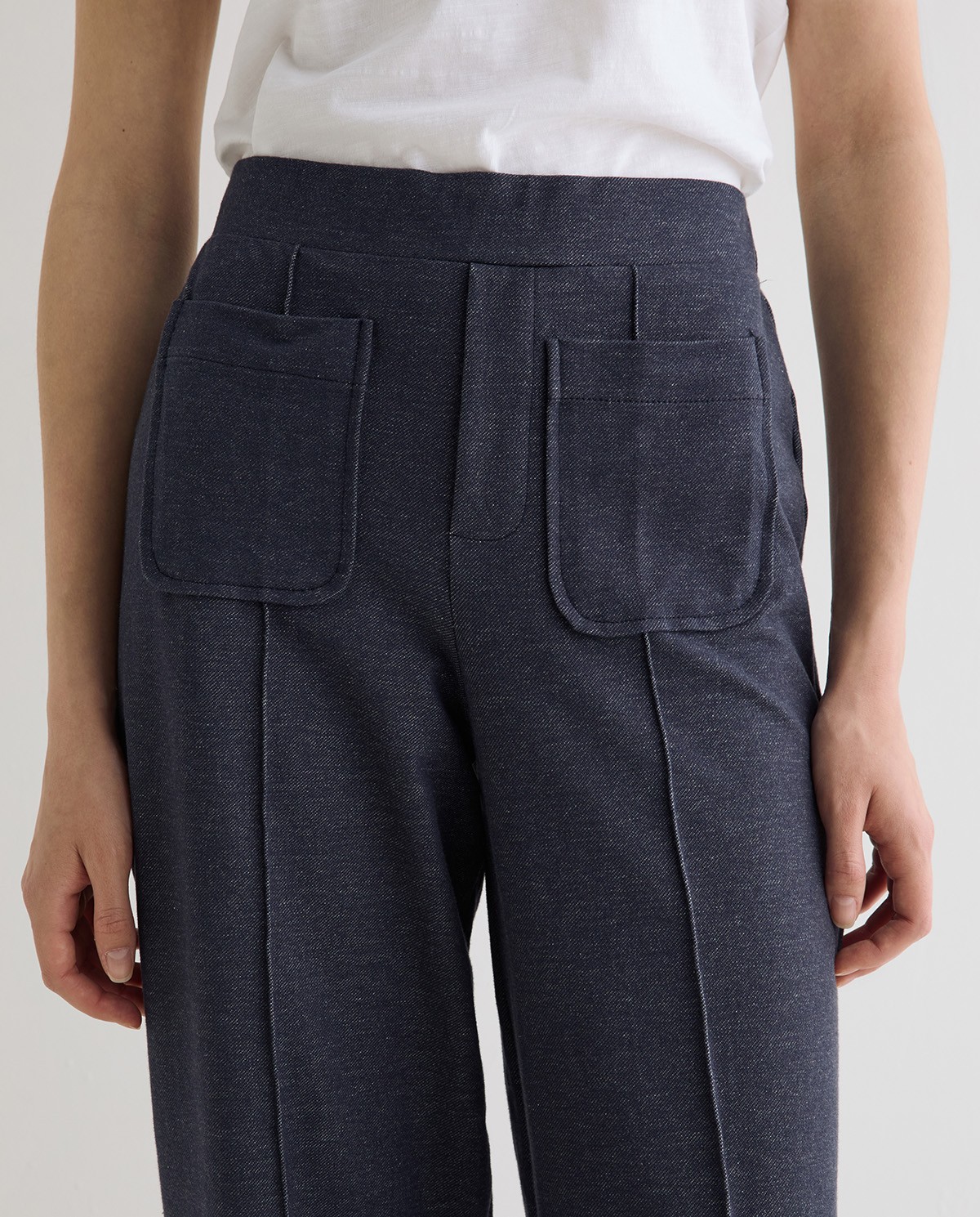 Pantalón punto efecto denim en color índigo 3