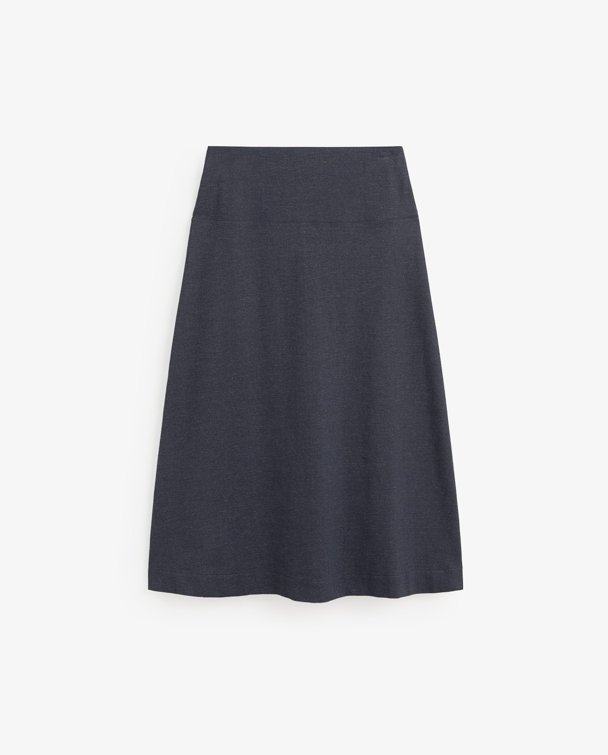 Falda midi efecto denim en color índigo, vista frontal con detalle del tejido 5