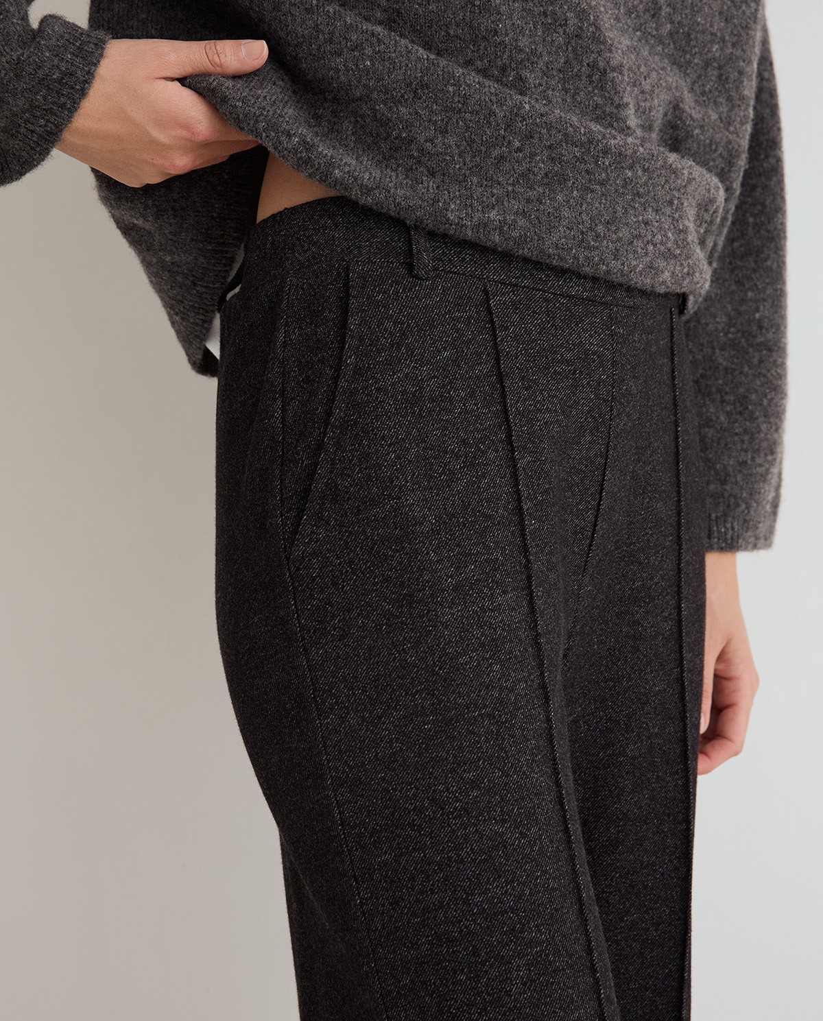 Pantalón wide leg gris oscuro para mujer 3