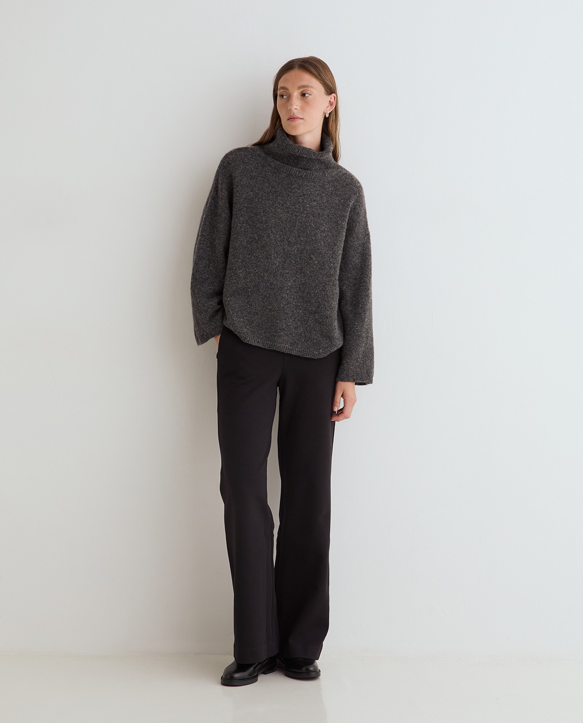 Pantalón ancho de punto negro 1