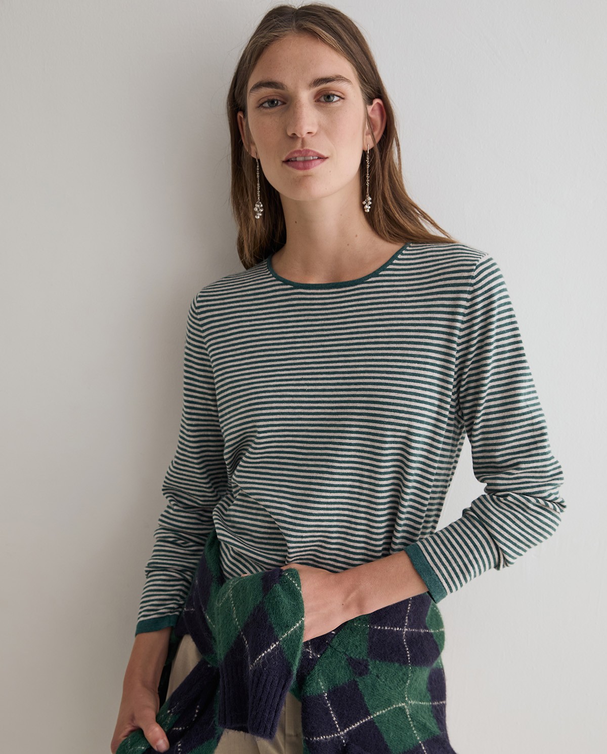 Jersey de rayas de punto fino en verde y beige