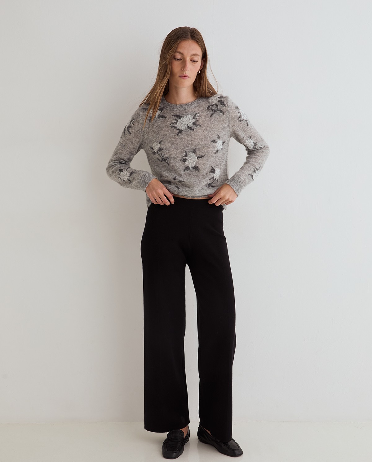 Pantalones de punto rectos negros 2