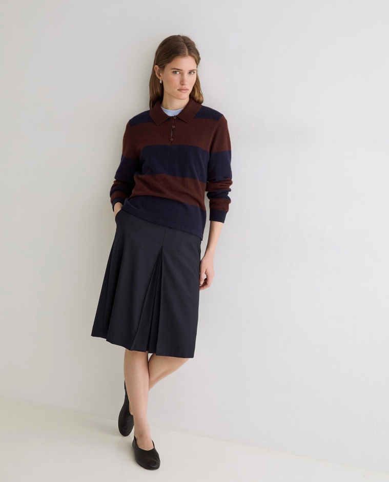 Jersey polo de punto fino a rayas azul oscuro y marrón