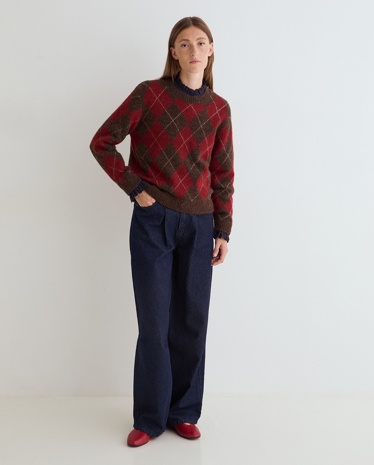 Jersey de rombos marrón y rojo 4