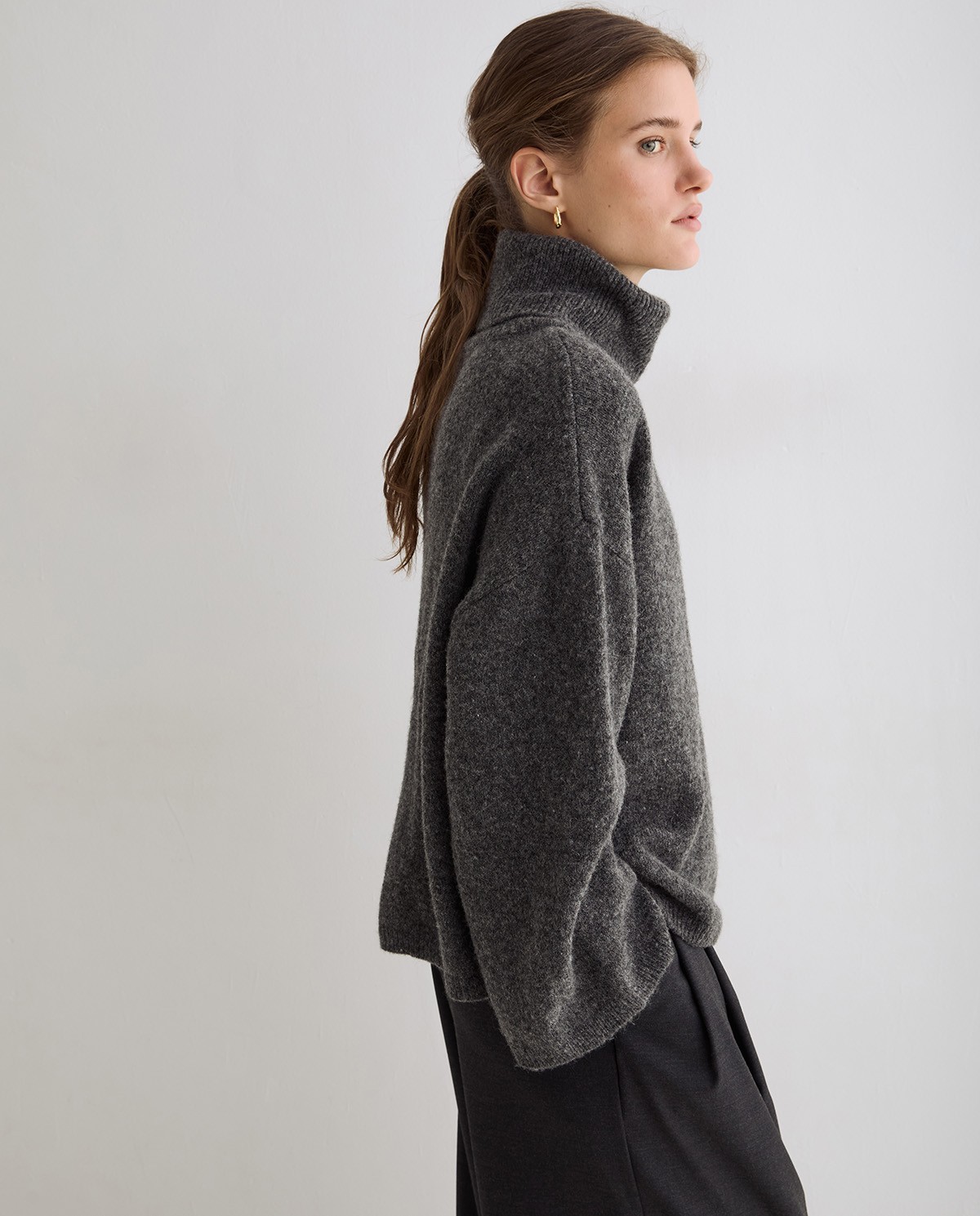 JERSEY CUELLO ALTO OVERSIZE