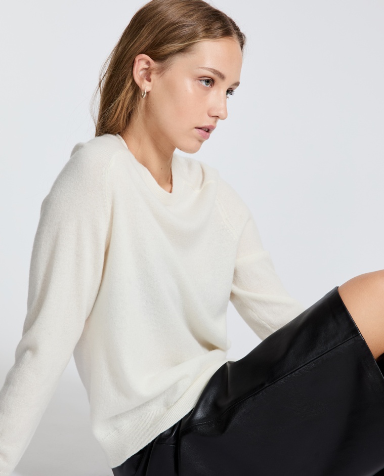 Jersey de cashmere cuello redondo crudo
