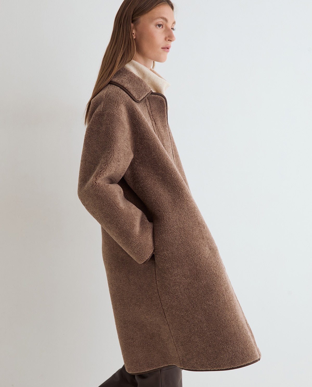 LONG SHEARLING COAT