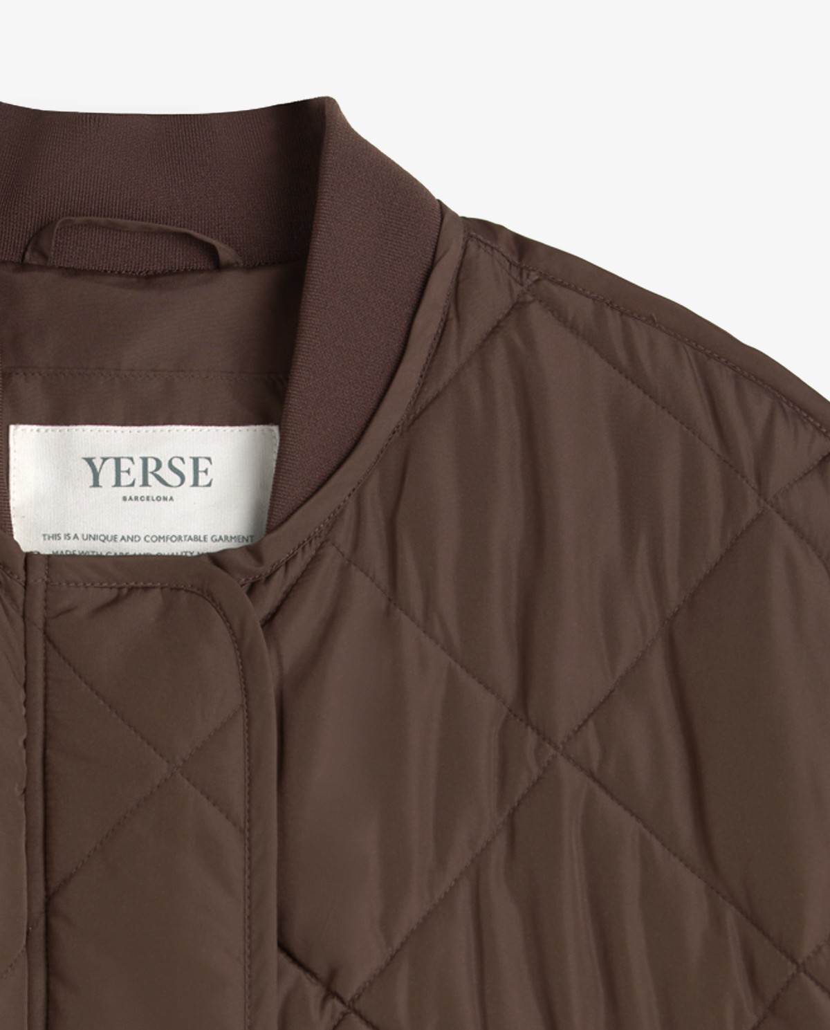 ABRIGO ACOLCHADO WATER REPELLENT