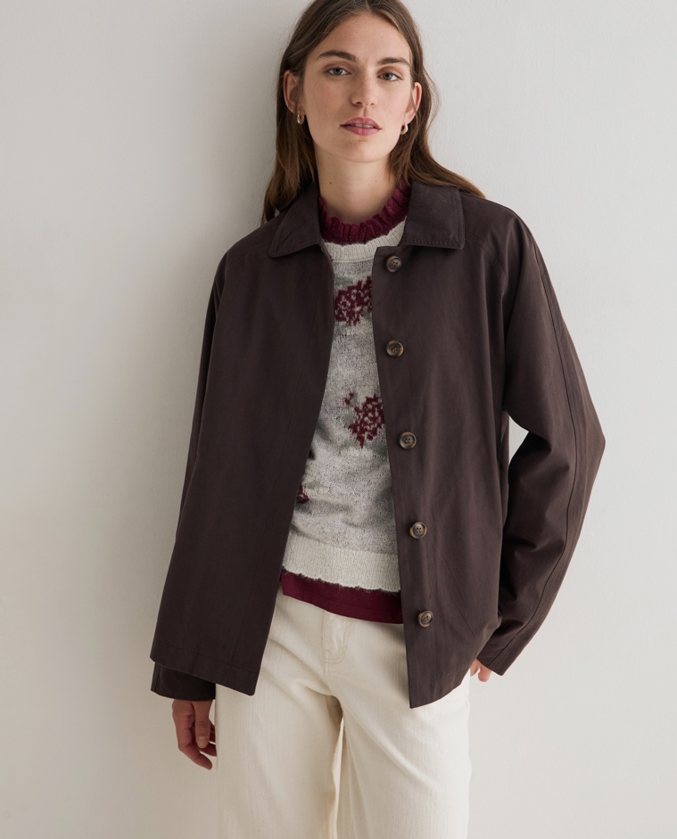 Gabardina corta chocolate