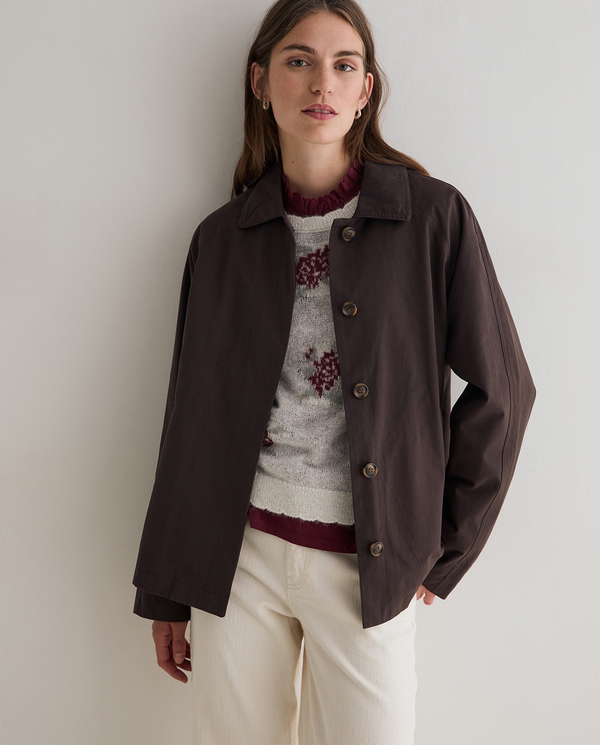 Gabardina corta chocolate