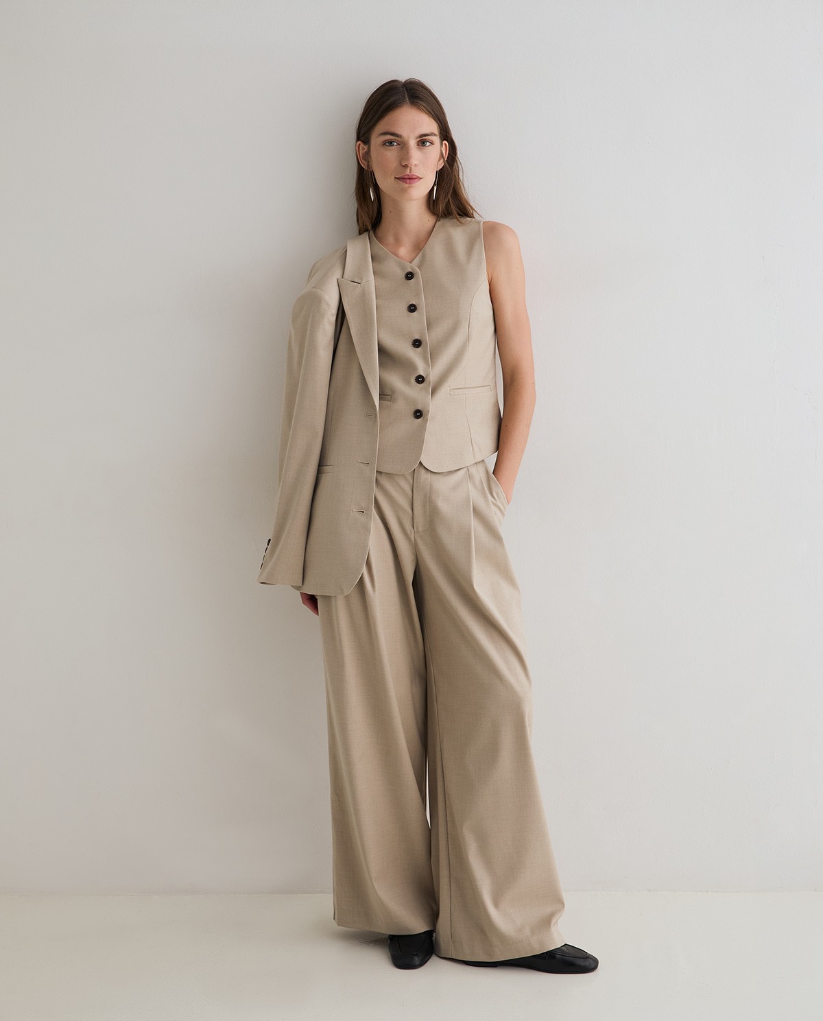 Pantalón de traje wide leg en beige