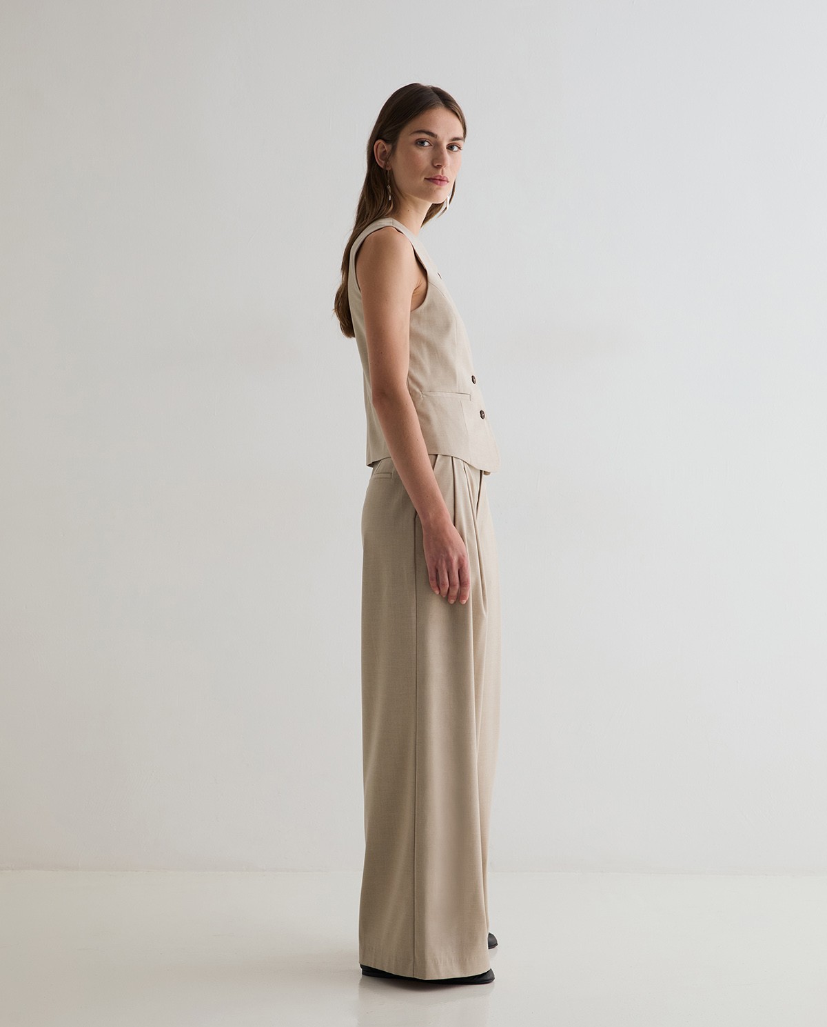 Pantalón de traje wide leg en beige 6