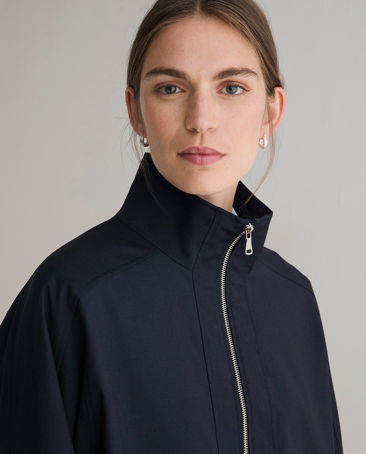 Chaqueta bomber en color azul marino 1