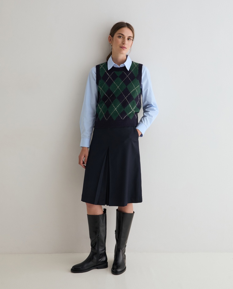 Falda midi flare en color azul marino