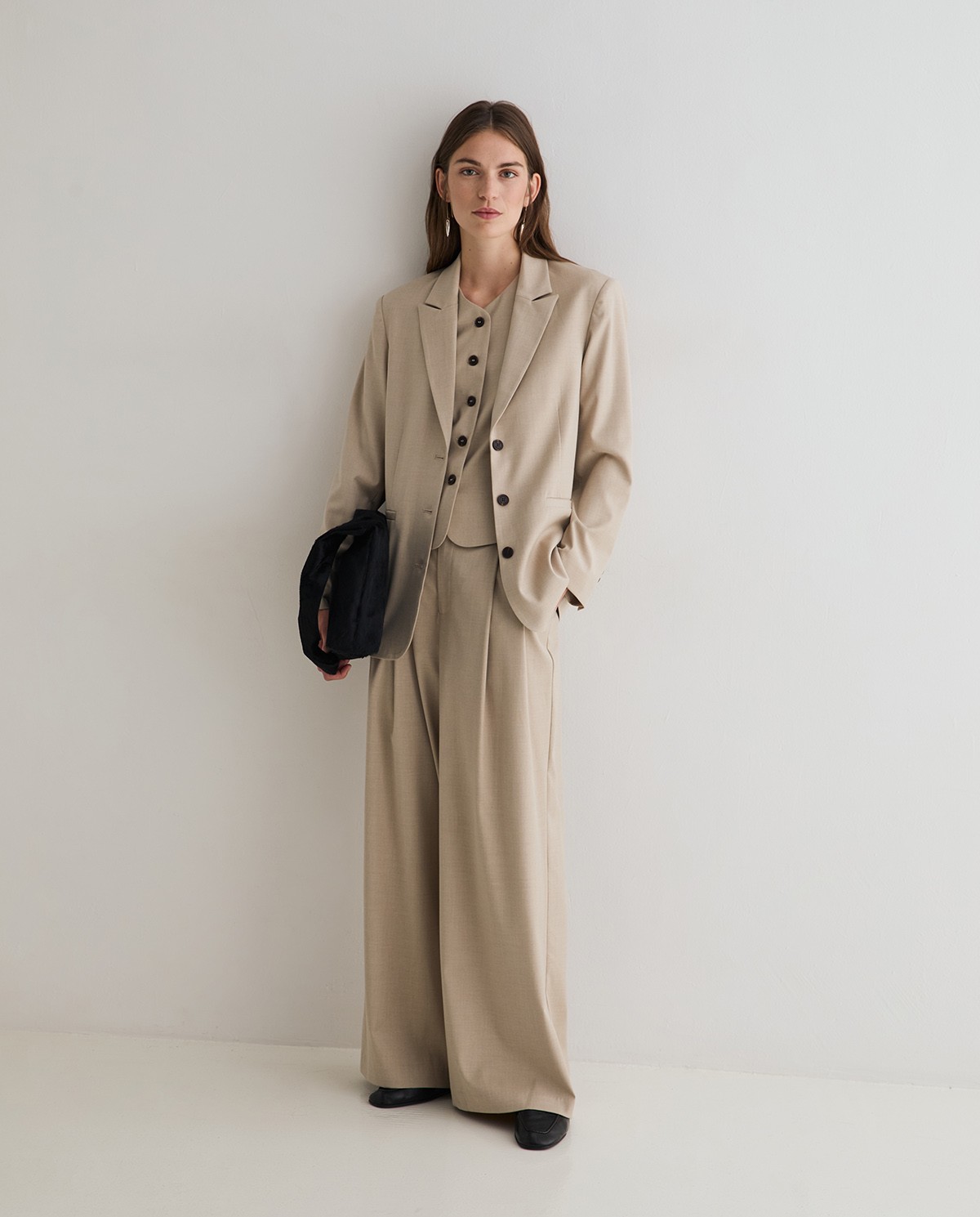 Chaleco de traje en color beige 5