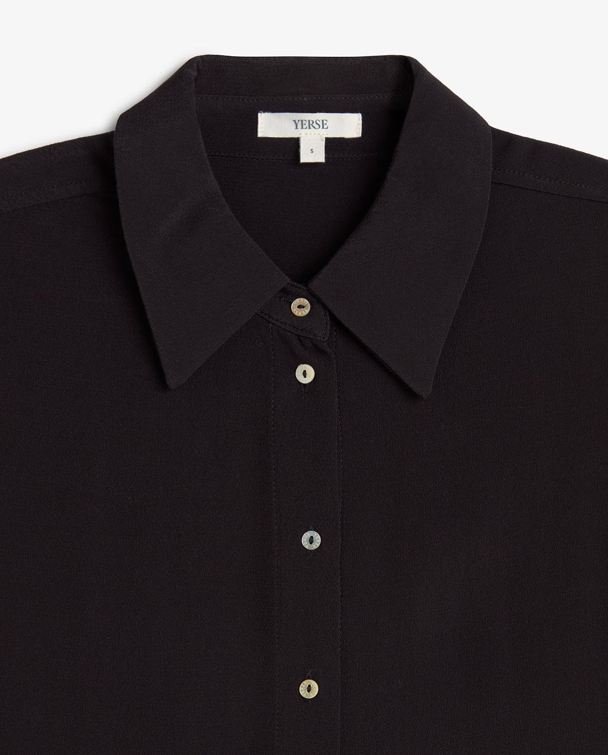Flowy crepe shirt in black 5