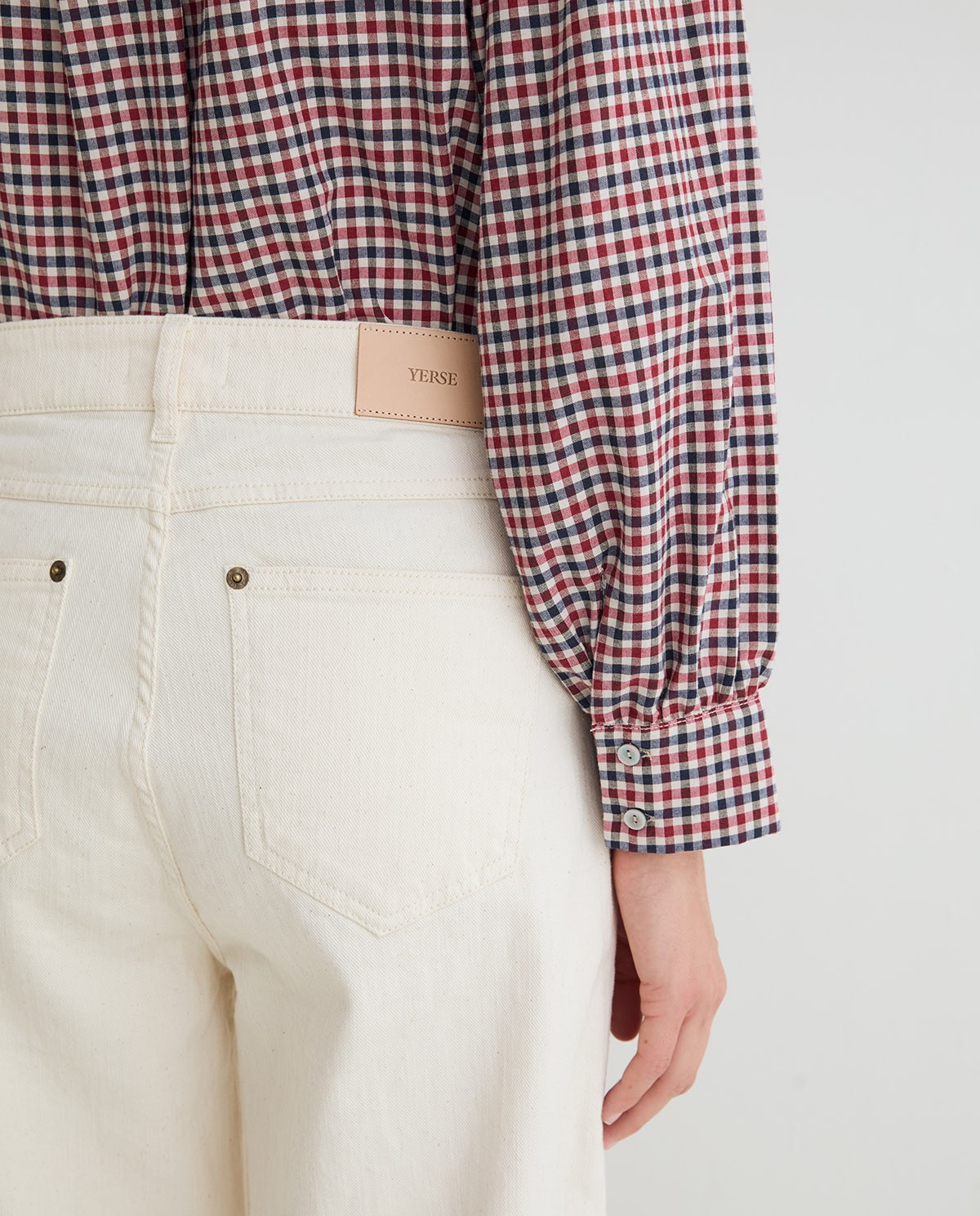 Vaquero wide leg en color crudo 5