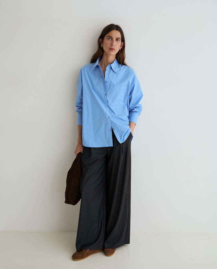 Camisa oversize de popelín en color azul