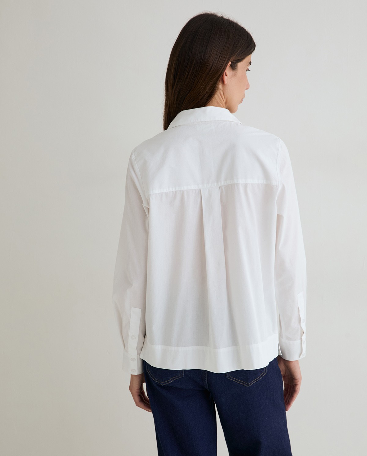Camisa popelín algodón orgánico en color blanco 5