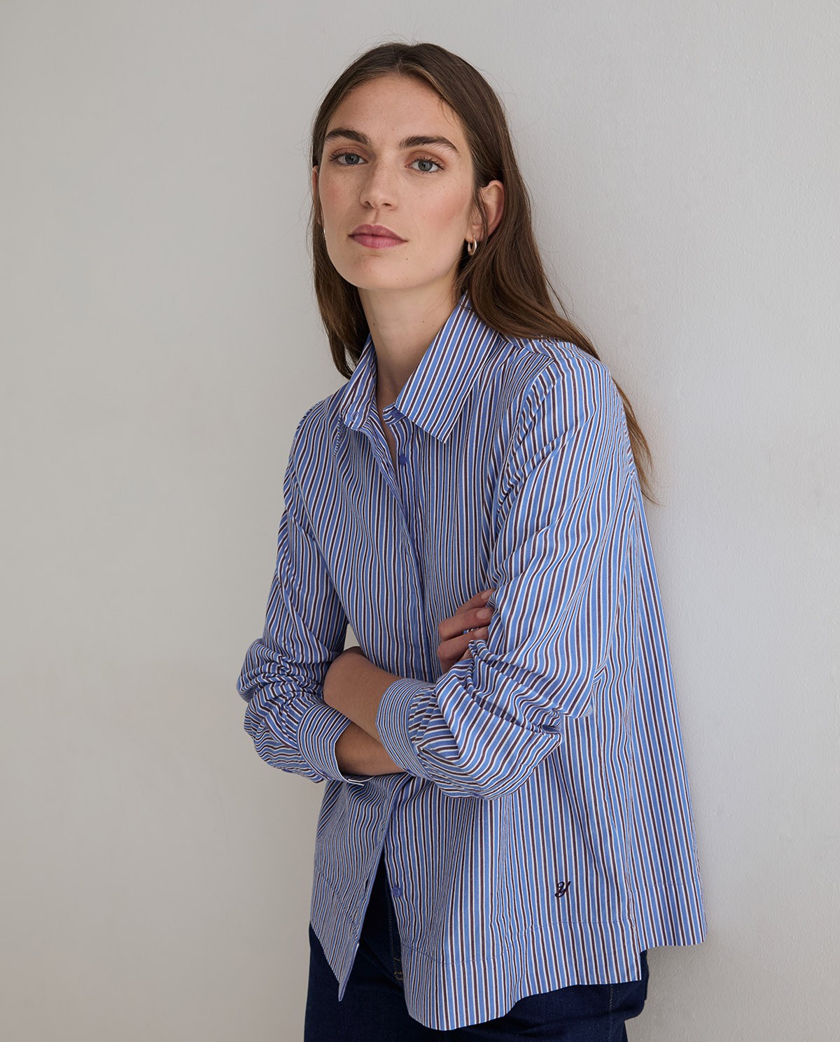Camisa popelín algodón orgánico en color rayas azul y marrón 2