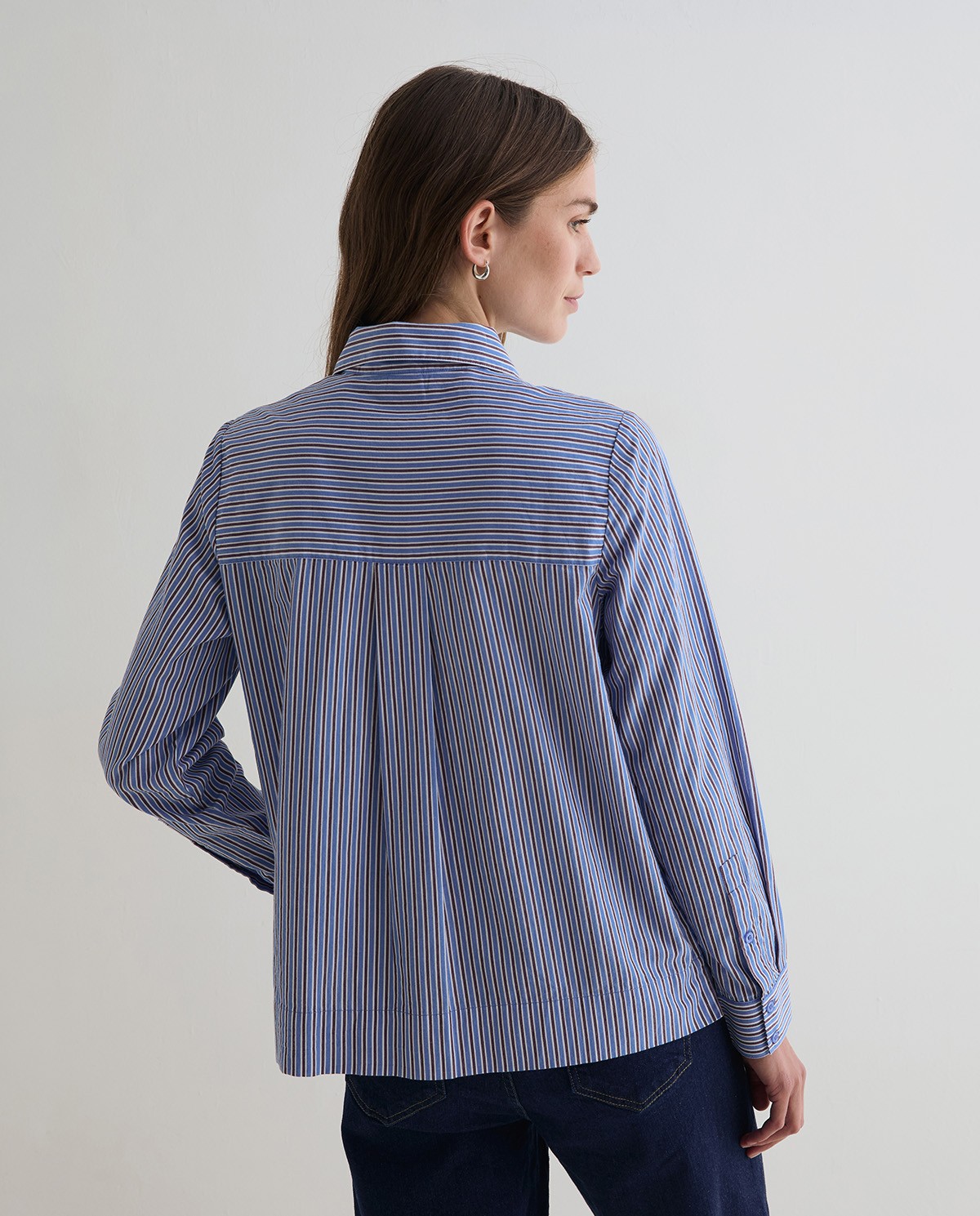 Camisa popelín algodón orgánico en color rayas azul y marrón 6