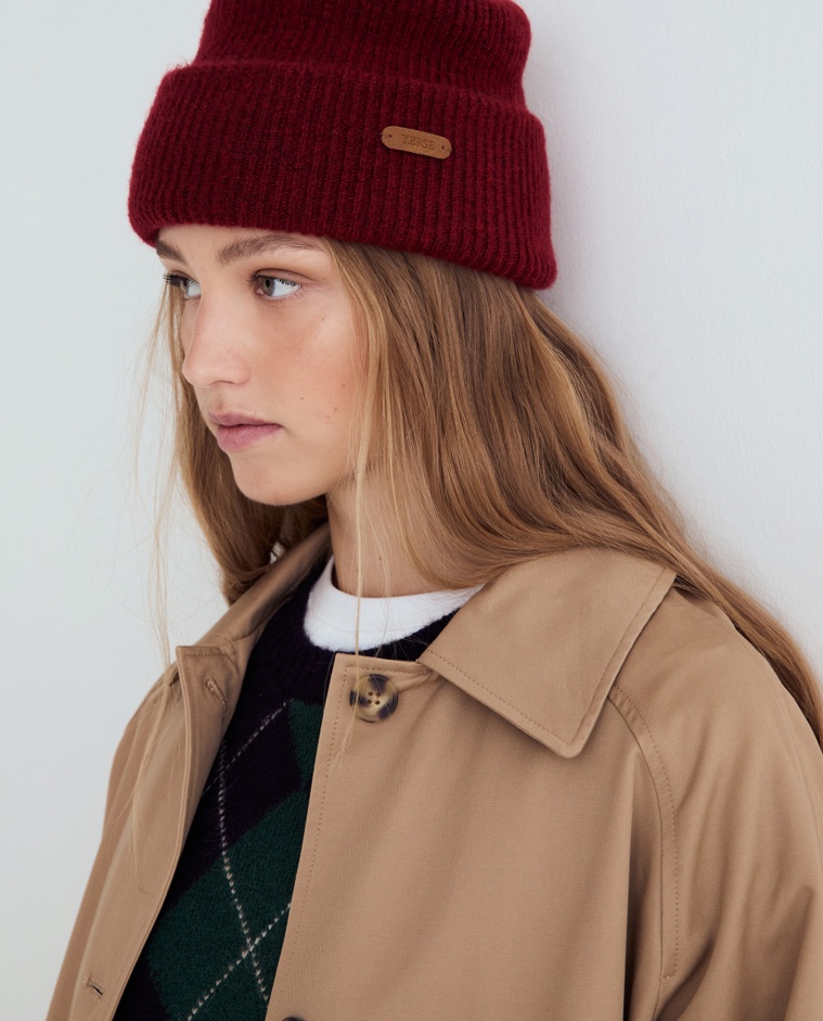 Gorro beanie de punt vermell