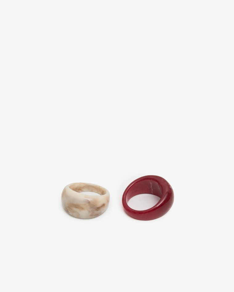Set of two marbled rings in red and natural with glossy finish