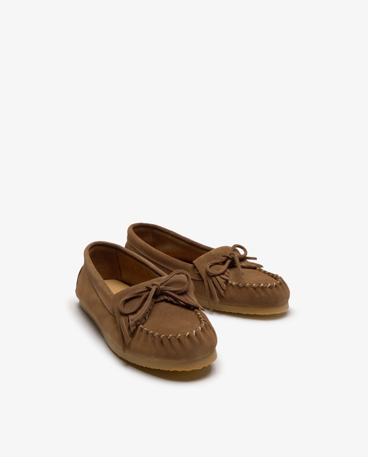 Mocasín de serraje con flecos en color visón 2