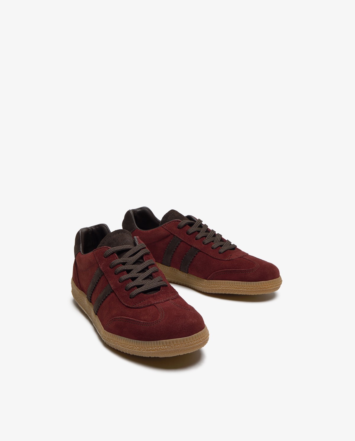 Zapatillas deportivas de piel en granate 1