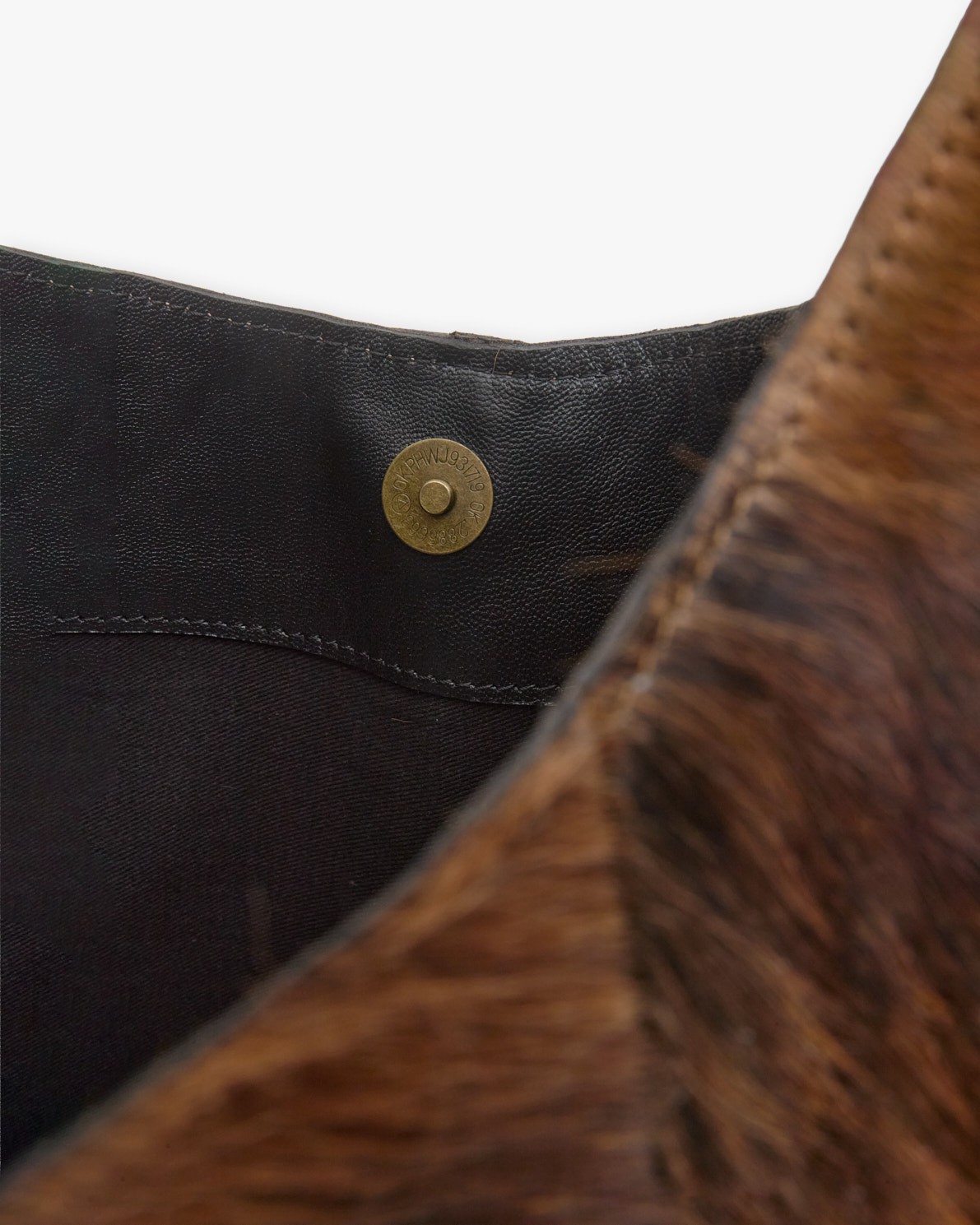 Bolso hobo de piel con pelo para mujer 2